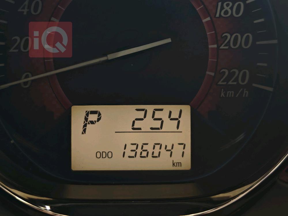 تۆیۆتا یارس